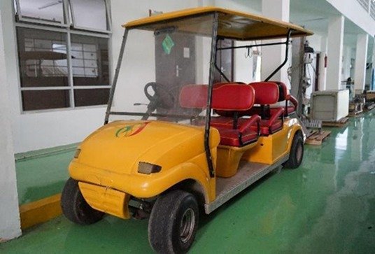 The patrev used for shuttle service is equipped with an electric system